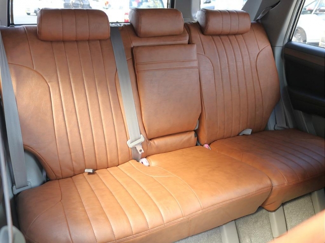 Toyota Hilux Surf 12