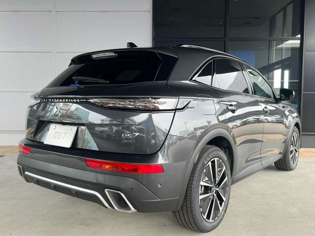 DS Automobiles DS7 11