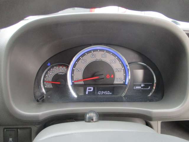 Nissan NV100 Clipper 11