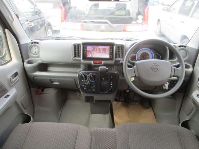 Nissan NV100 Clipper 6
