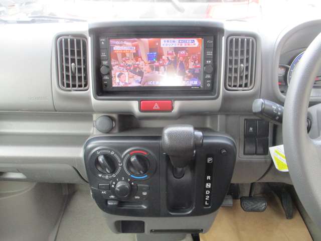 Nissan NV100 Clipper 8