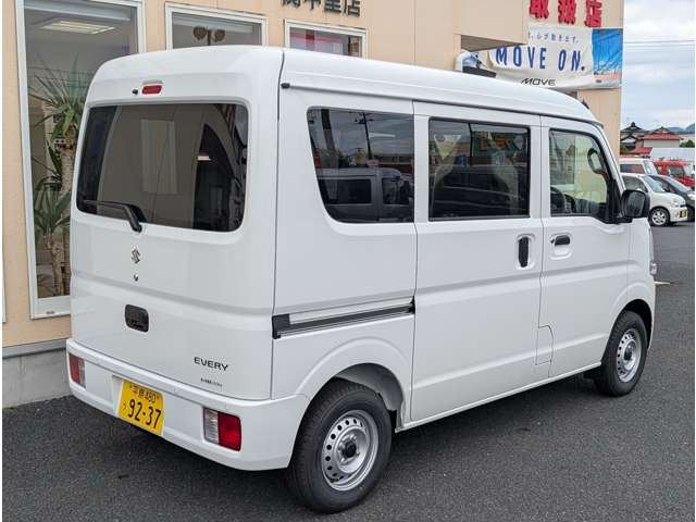 Suzuki Every 8
