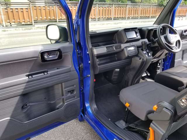 Honda N-VAN 10