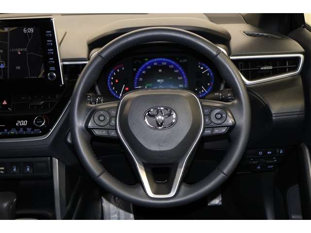 Toyota Corolla Cross 9