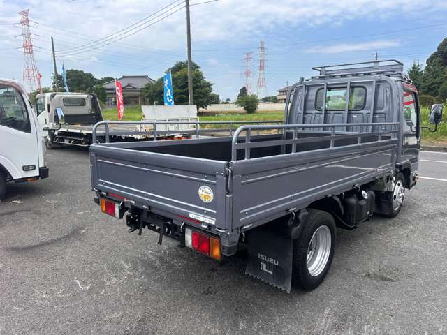 Isuzu Elf 10