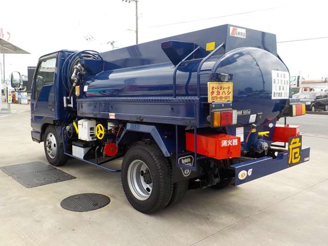 Isuzu Elf 3