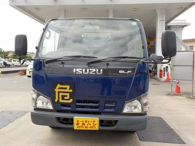 Isuzu Elf 8