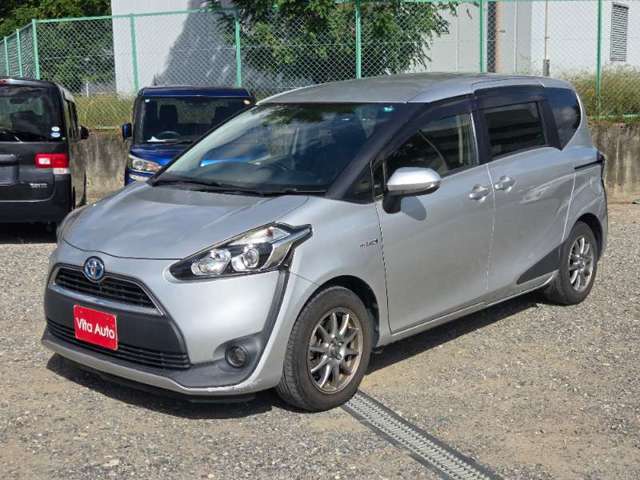 Toyota Sienta 8