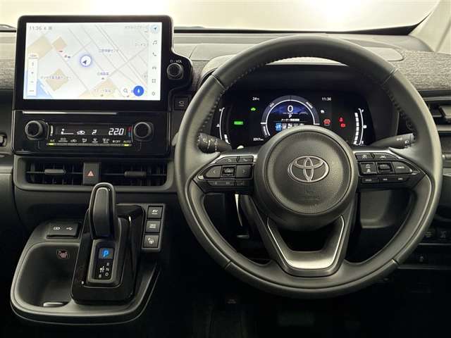 Toyota Sienta 2