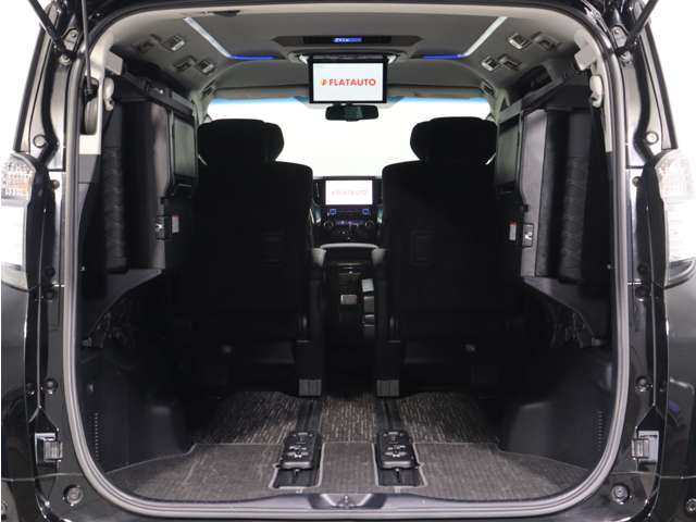Toyota Vellfire 12