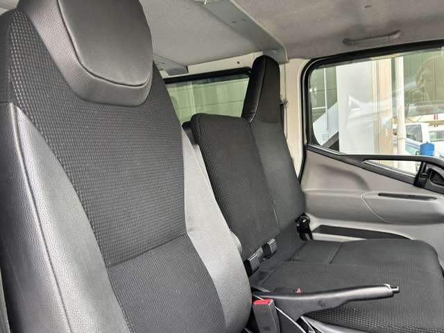Mitsubishi Fuso Canter 11