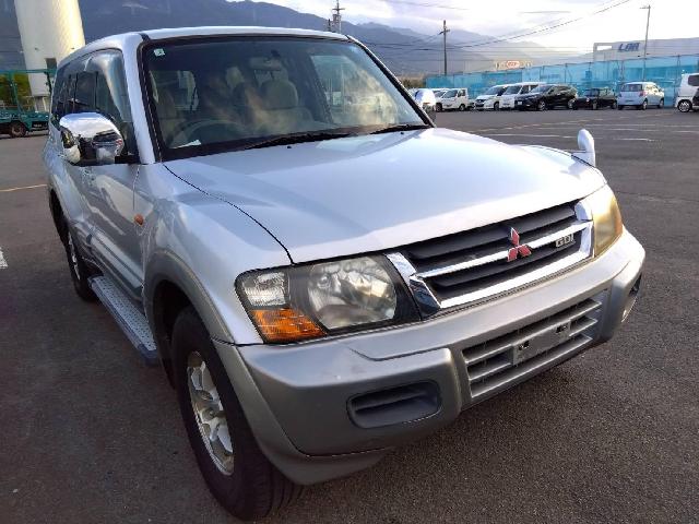 Mitsubishi Pajero 4