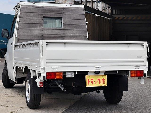 Toyota Light Ace Truck 7