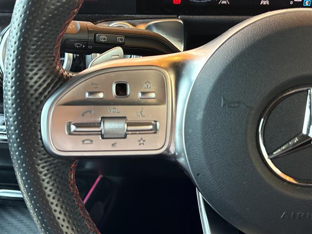 Mercedes-Benz GLB 10