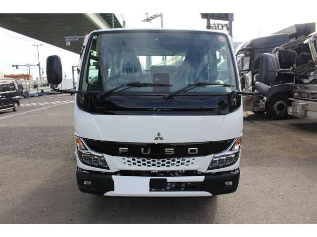 Mitsubishi Fuso Canter 2