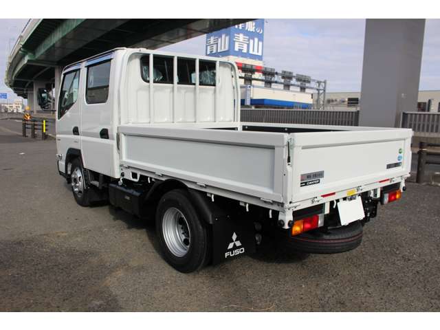 Mitsubishi Fuso Canter 4