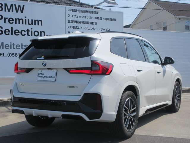 BMW X1 8