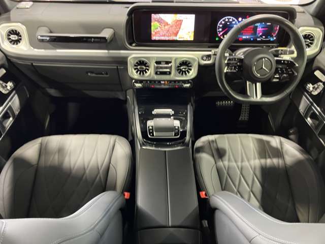 Mercedes-Benz G-Class 11
