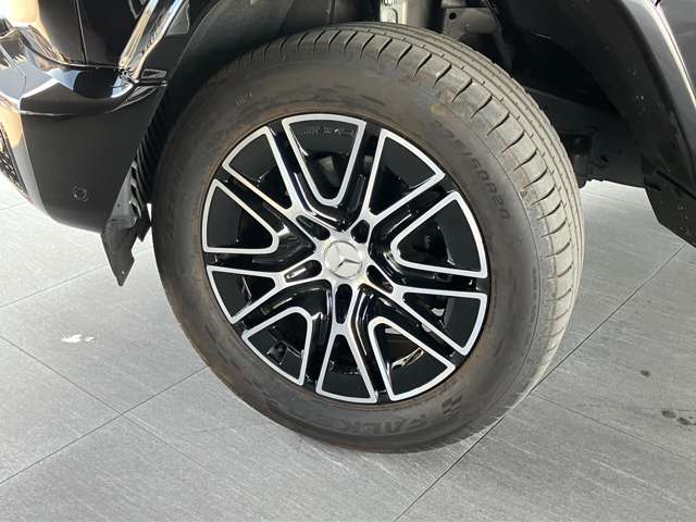 Mercedes-Benz G-Class 5