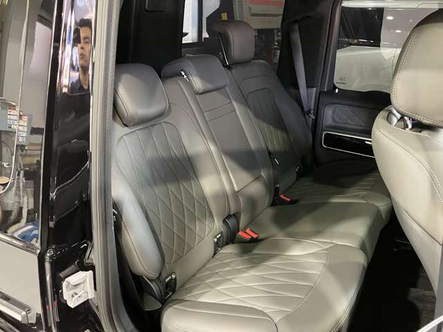 Mercedes-Benz G-Class 10