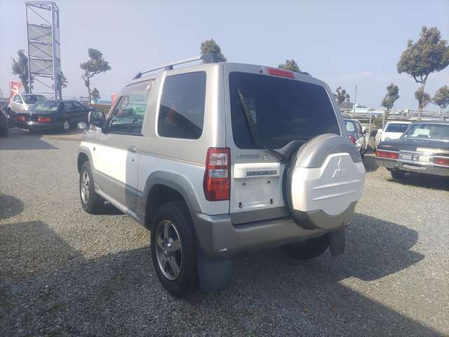 Mitsubishi Pajero Mini 5