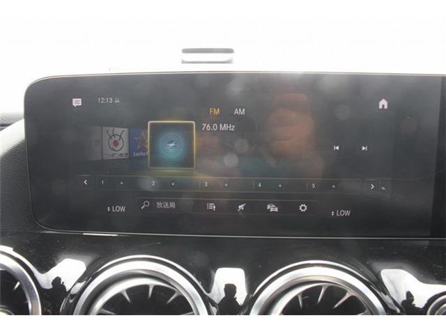 Mercedes-Benz GLA-Class 6
