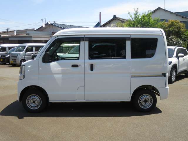 Nissan NV100 Clipper 9