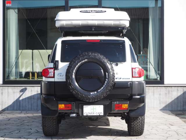 Toyota FJ Cruiser 11