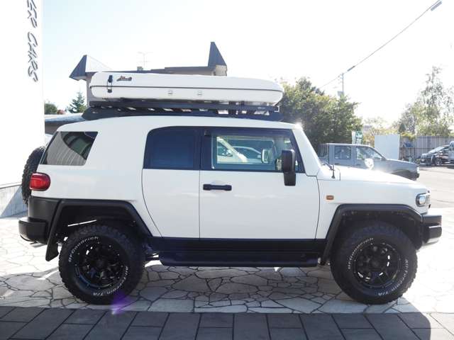 Toyota FJ Cruiser 9