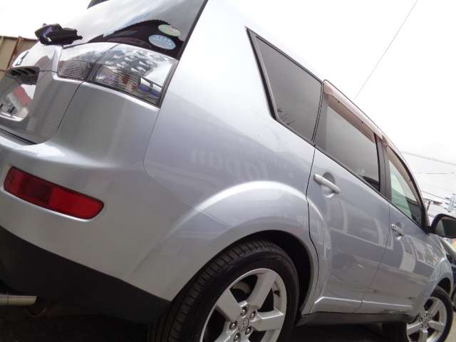 Mitsubishi Outlander 11