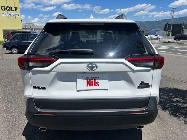 Toyota RAV4 6