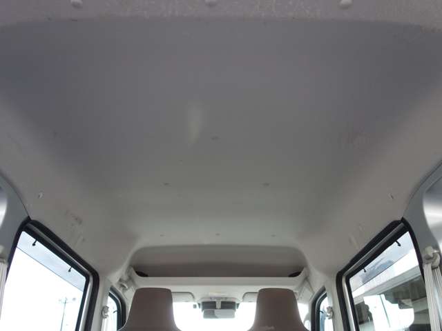 Nissan NV100 Clipper 12