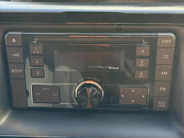 Toyota Voxy 3
