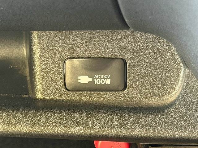 Toyota Hiace 7
