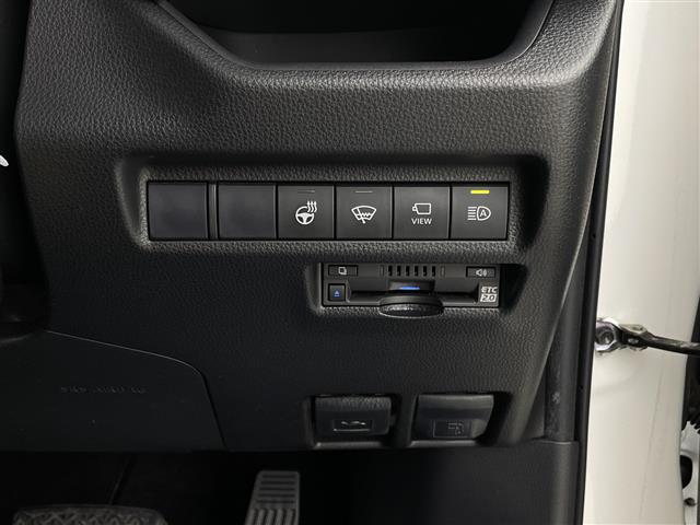 Toyota RAV4 8