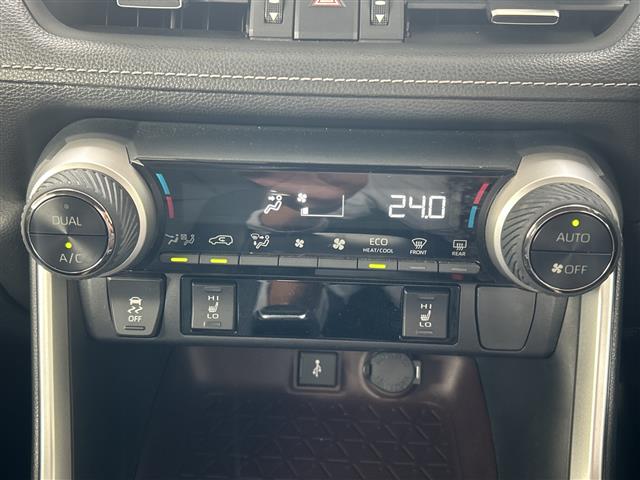 Toyota RAV4 12