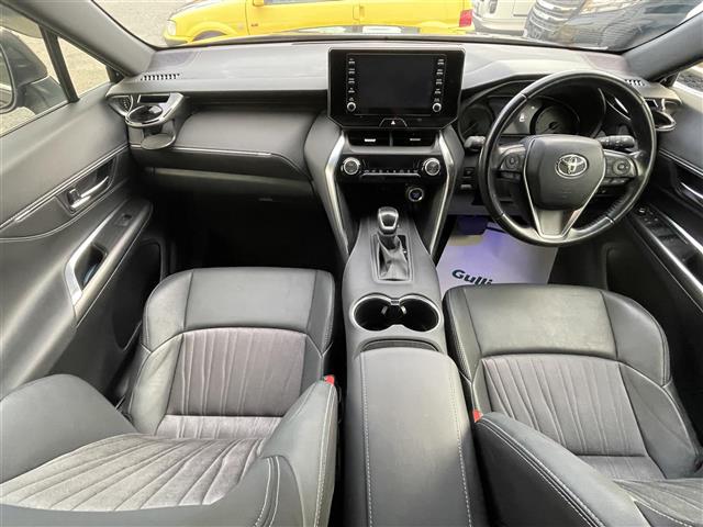 Toyota Harrier 3