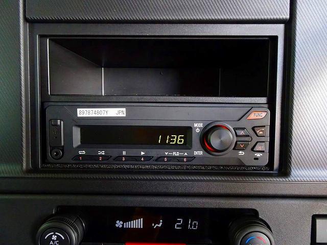 Isuzu Elf 12