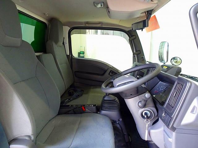 Isuzu Elf 6