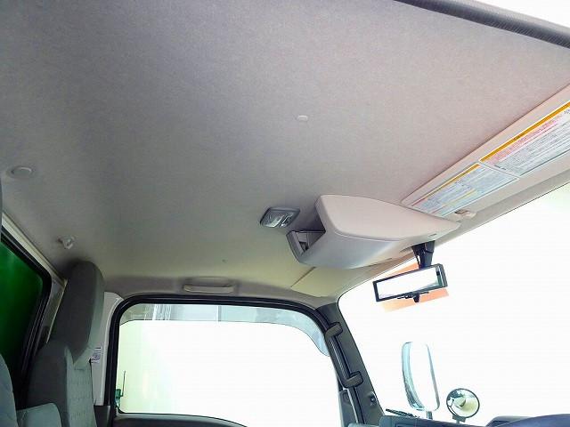 Isuzu Elf 7