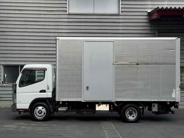 Mitsubishi Fuso Canter 2