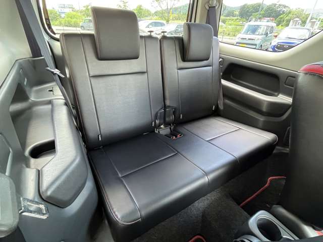 Suzuki Jimny 10