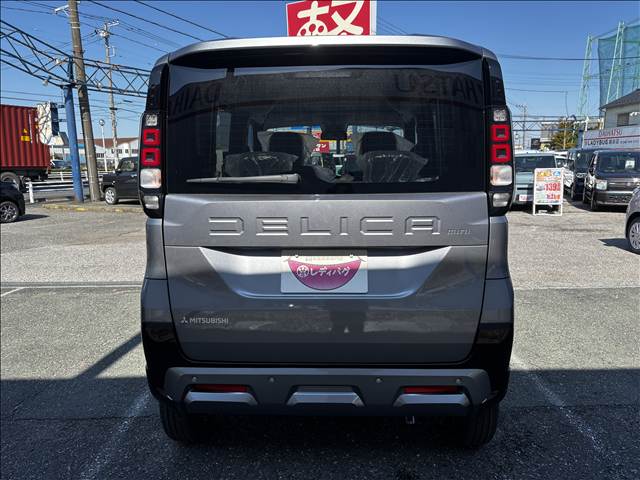 Mitsubishi Delica Mini 9