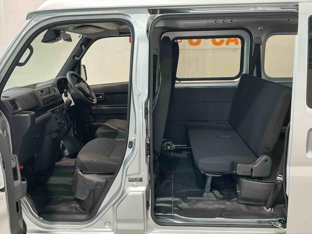 Daihatsu Hijet Cargo 9