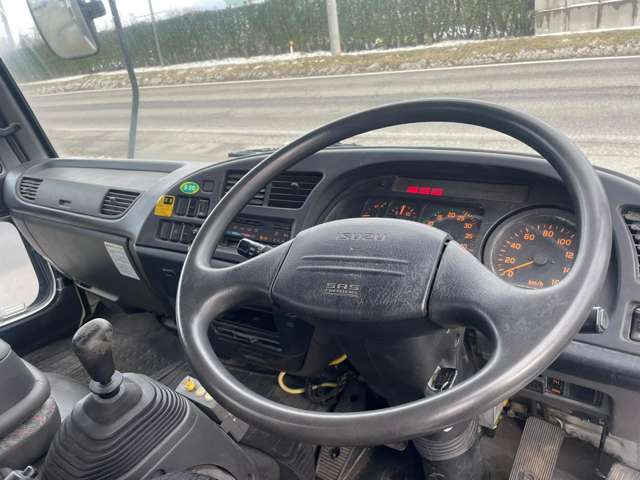 Isuzu Forward 11