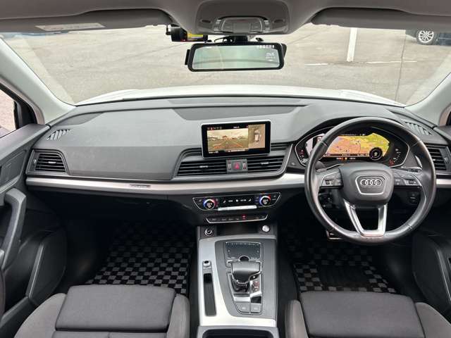 Audi Q5 4