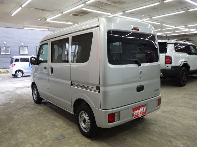 Suzuki Every 9