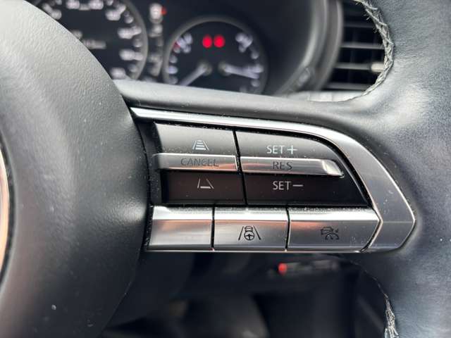 Mazda CX-30 8