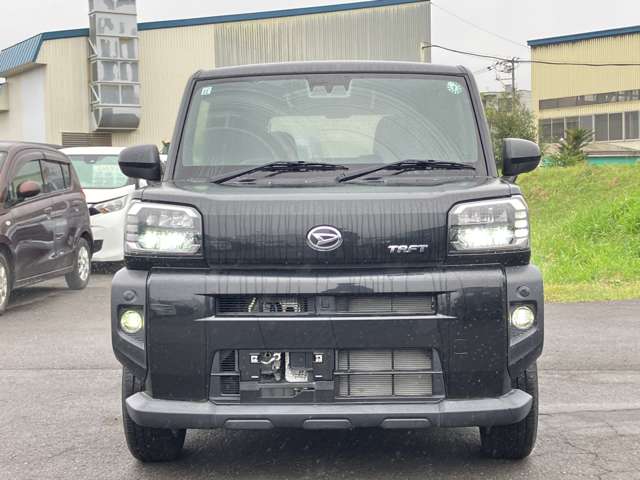 Daihatsu Taft 8
