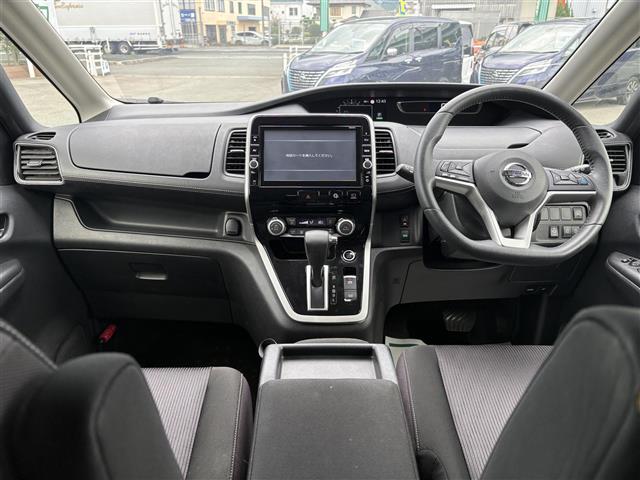 Nissan Serena 7